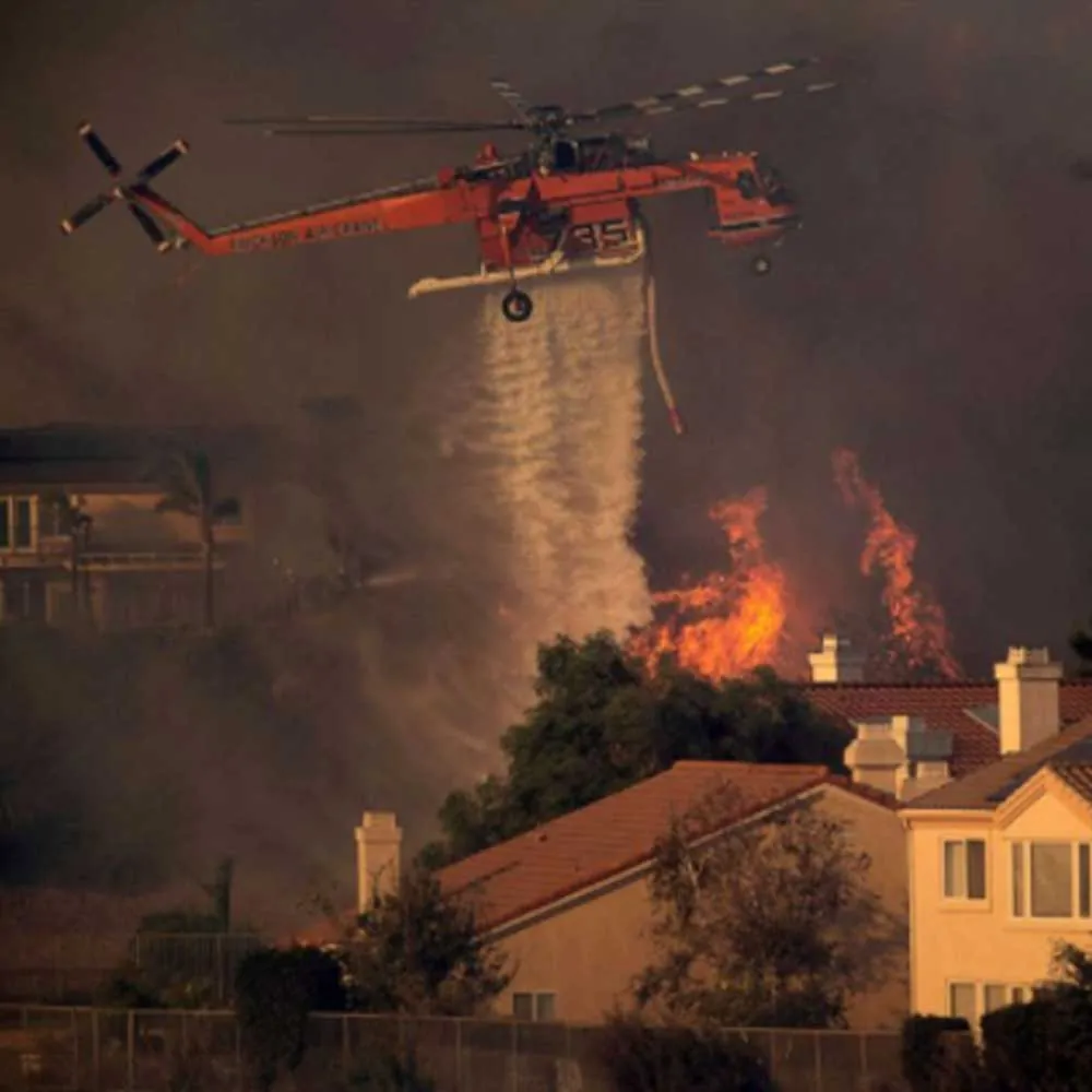 Photo of the Saddleridge Fire
